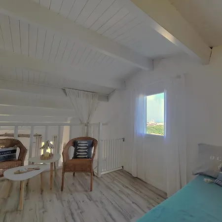 Les Brisants - Oleron - Vue & Acces サン・ピエール・ドレロン